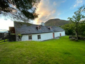 Longhouse - Hen Dy